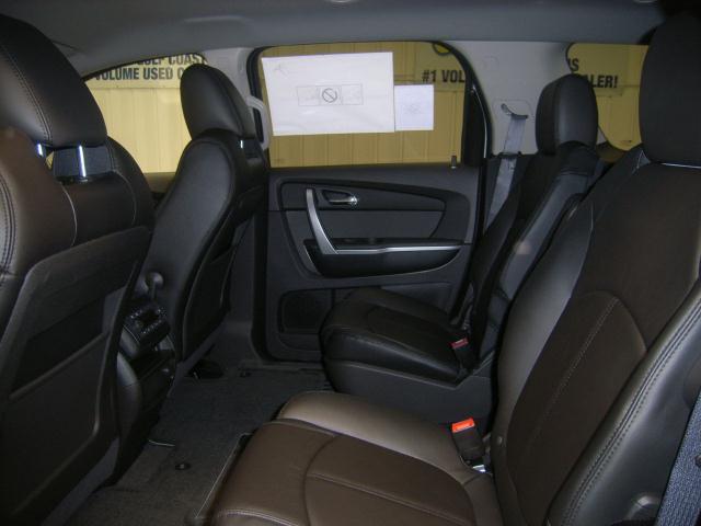 GMC Acadia 2011 photo 4
