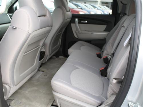 GMC Acadia 2011 photo 1