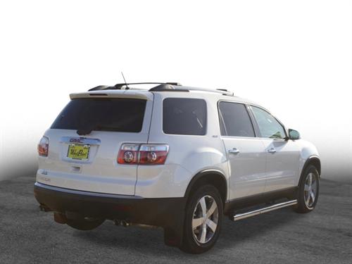 GMC Acadia 2011 photo 2