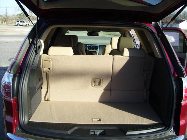 GMC Acadia 2011 photo 4