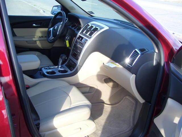 GMC Acadia 2011 photo 5