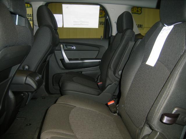 GMC Acadia 2011 photo 4