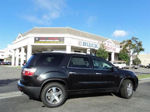 GMC Acadia 2011 photo 3