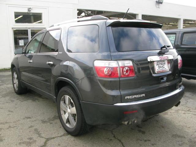 GMC Acadia 2011 photo 5