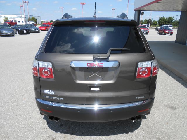 GMC Acadia 2011 photo 4