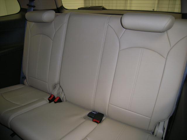 GMC Acadia 2011 photo 5