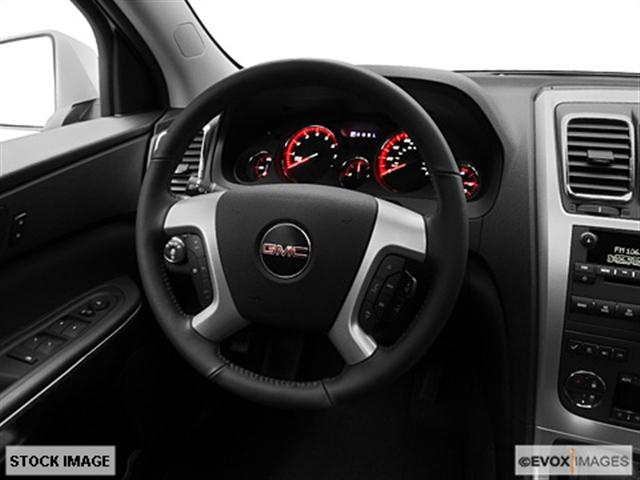 GMC Acadia 2011 photo 3