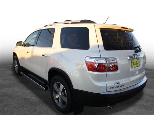 GMC Acadia 2011 photo 3