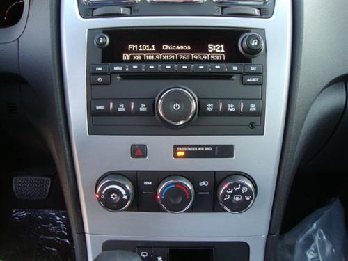 GMC Acadia 2011 photo 3