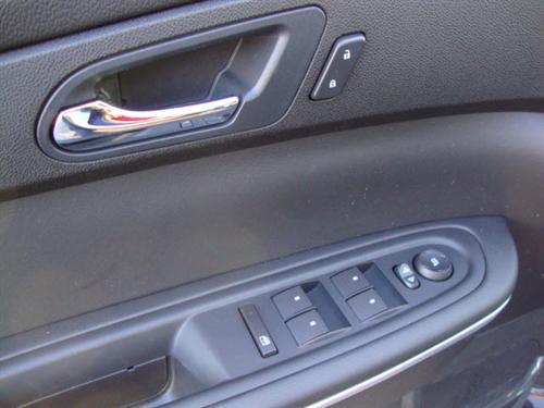 GMC Acadia 2011 photo 2