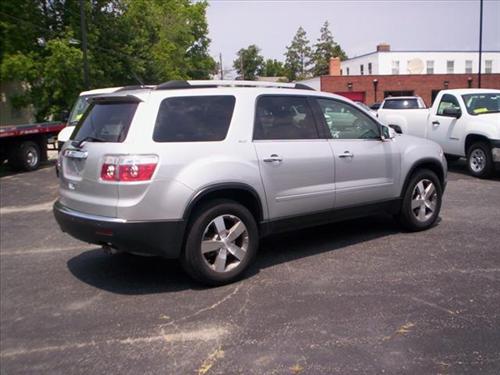 GMC Acadia 2011 photo 1