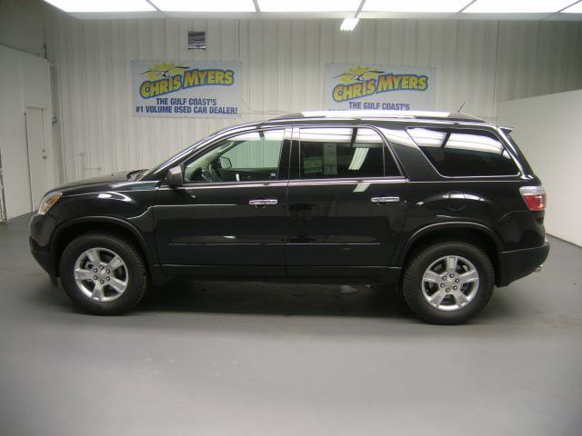 GMC Acadia 2011 photo 2