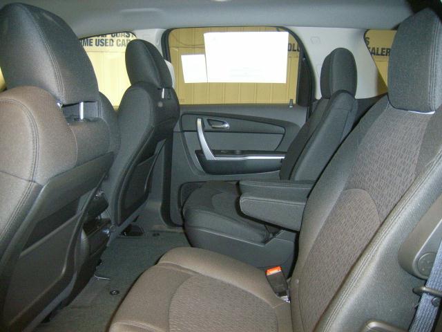 GMC Acadia 2011 photo 4