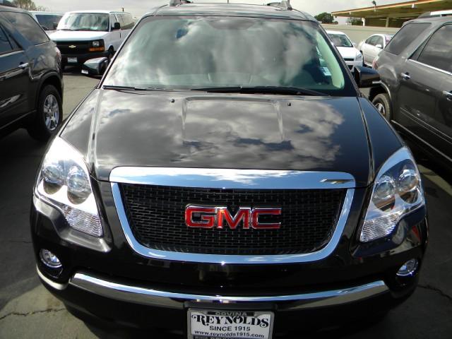 GMC Acadia 2011 photo 1