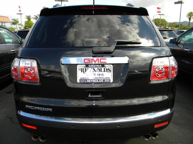 GMC Acadia 2011 photo 4