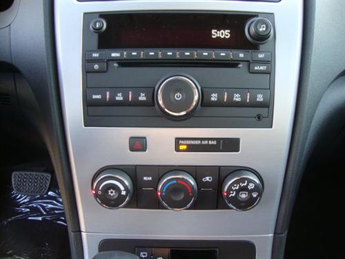 GMC Acadia 2011 photo 3