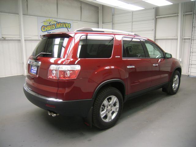GMC Acadia 2011 photo 2