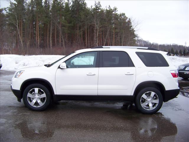 GMC Acadia 2011 photo 1