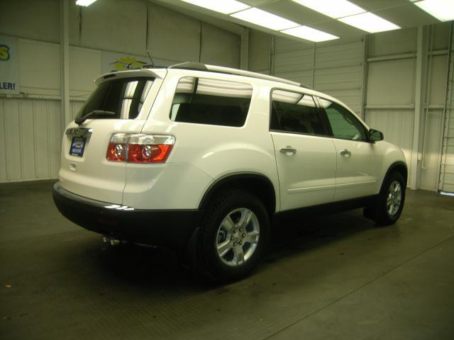 GMC Acadia 2011 photo 2