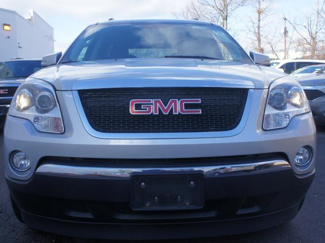 GMC Acadia 2011 photo 1