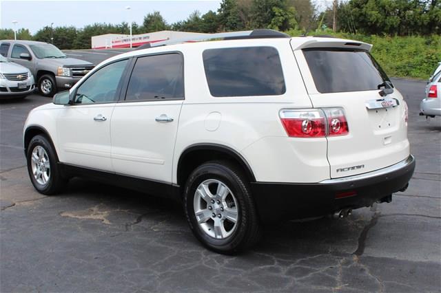 GMC Acadia 2011 photo 4