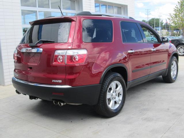 GMC Acadia 2011 photo 4
