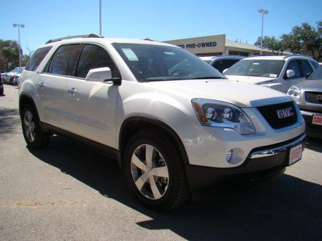 GMC Acadia 2011 photo 3