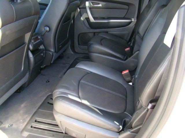 GMC Acadia 2011 photo 5