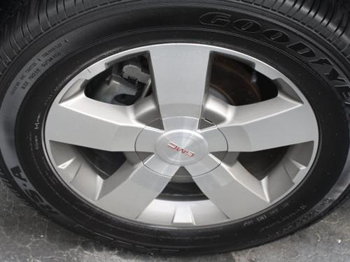 GMC Acadia 2011 photo 1