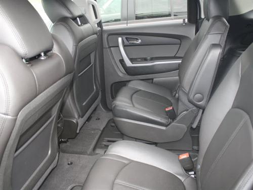 GMC Acadia 2011 photo 3