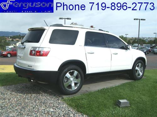 GMC Acadia 2011 photo 1