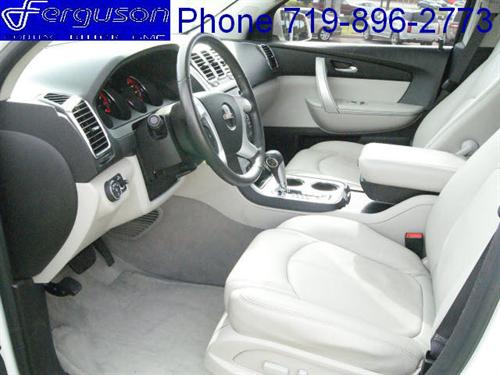 GMC Acadia 2011 photo 5