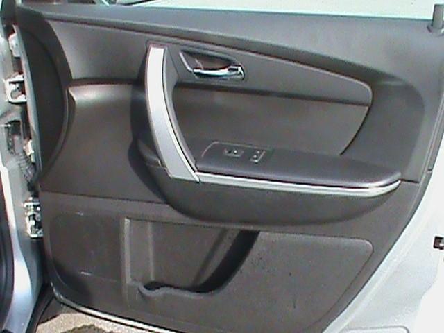 GMC Acadia 2011 photo 4