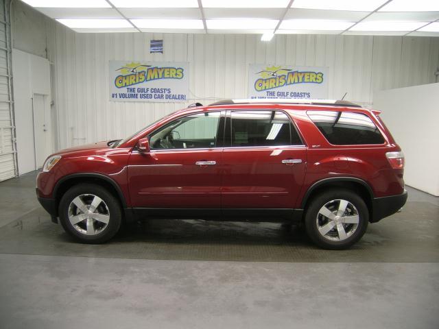 GMC Acadia 2011 photo 1