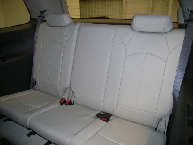 GMC Acadia 2011 photo 5