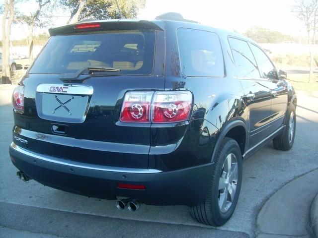 GMC Acadia 2011 photo 1