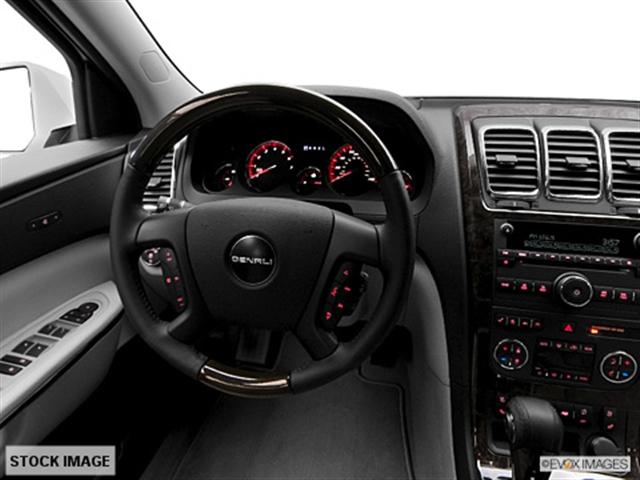 GMC Acadia 2011 photo 3