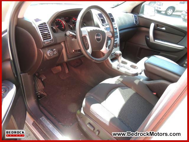 GMC Acadia 2011 photo 5