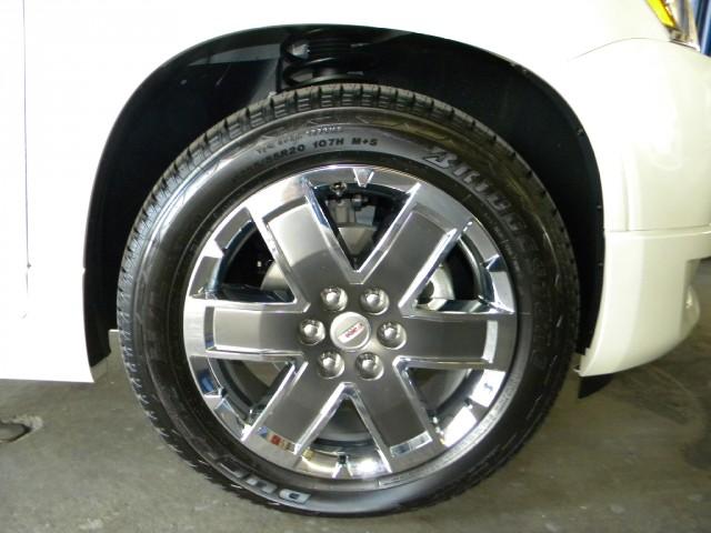 GMC Acadia 2011 photo 3
