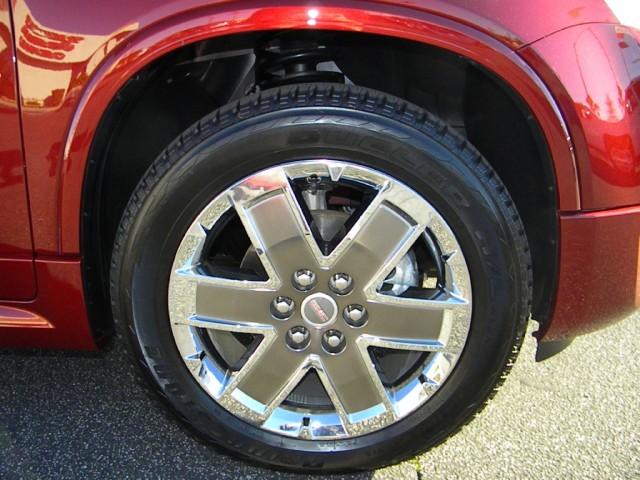 GMC Acadia 2011 photo 3