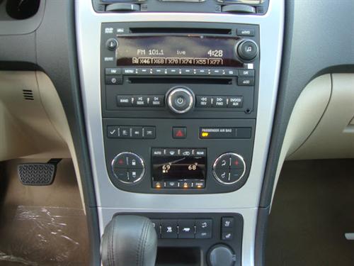 GMC Acadia 2011 photo 3