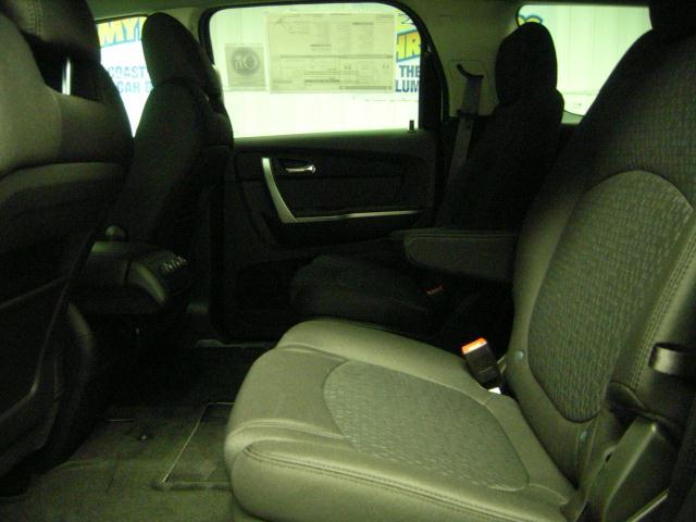 GMC Acadia 2011 photo 5