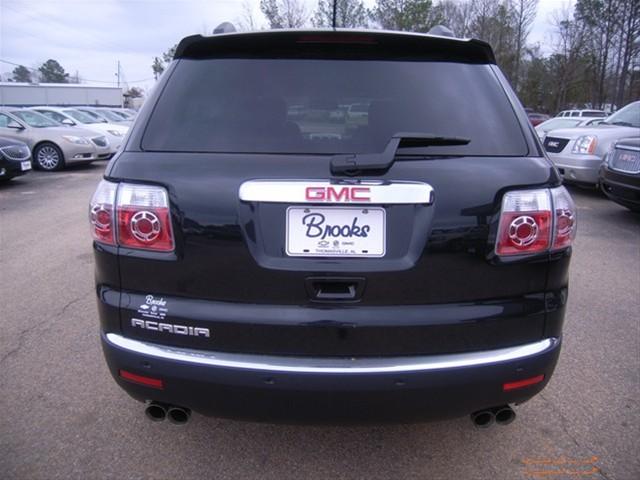GMC Acadia 2011 photo 4