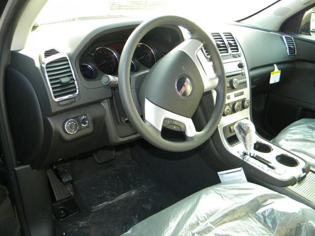GMC Acadia 2011 photo 1