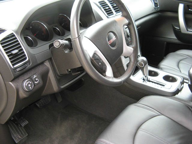 GMC Acadia 2012 photo 4