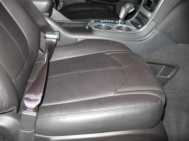 GMC Acadia 2012 photo 1
