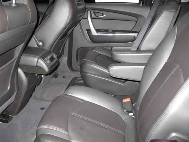 GMC Acadia 2012 photo 13