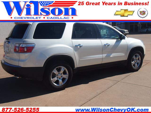 GMC Acadia 2012 photo 2