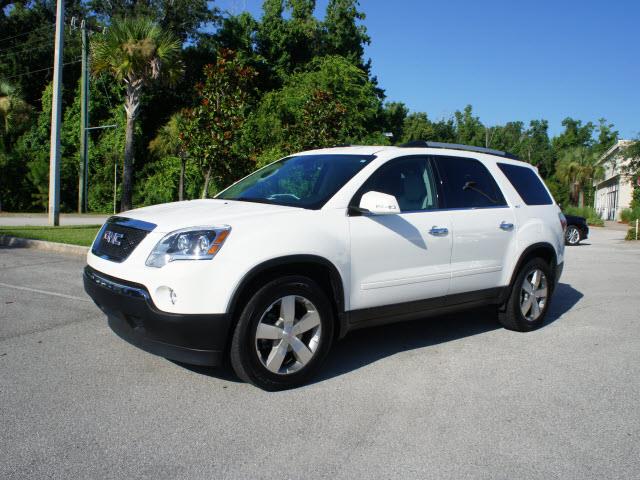 GMC Acadia 2012 photo 1