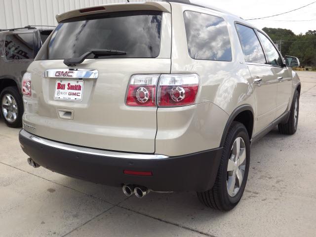 GMC Acadia 2012 photo 2